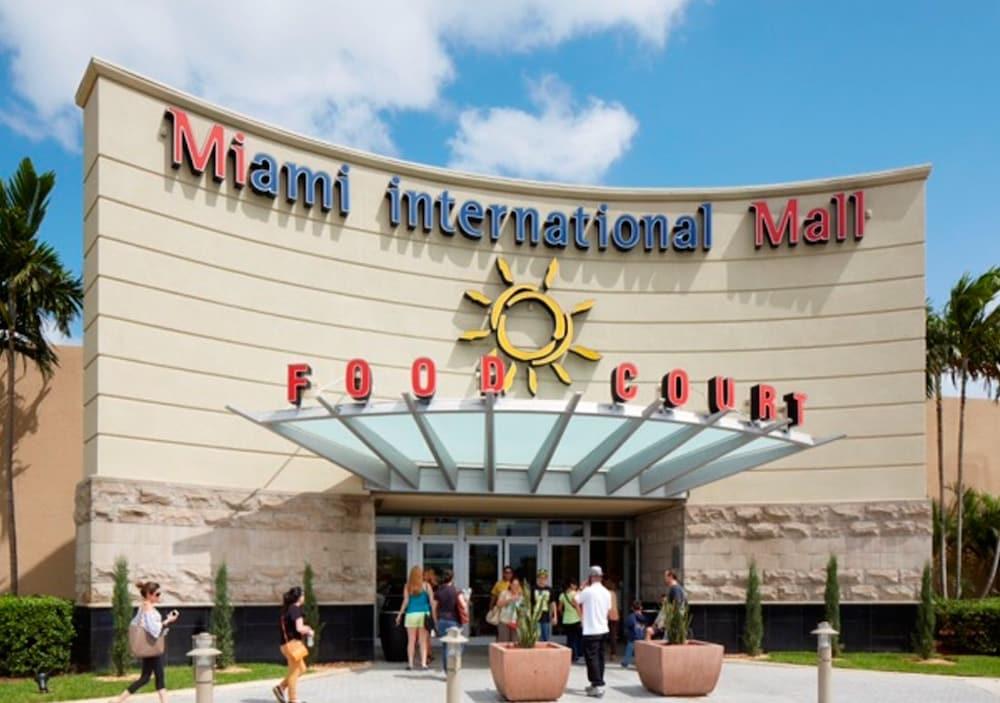 Doubletree By Hilton Miami Doral Hotell Sweetwater Eksteriør bilde