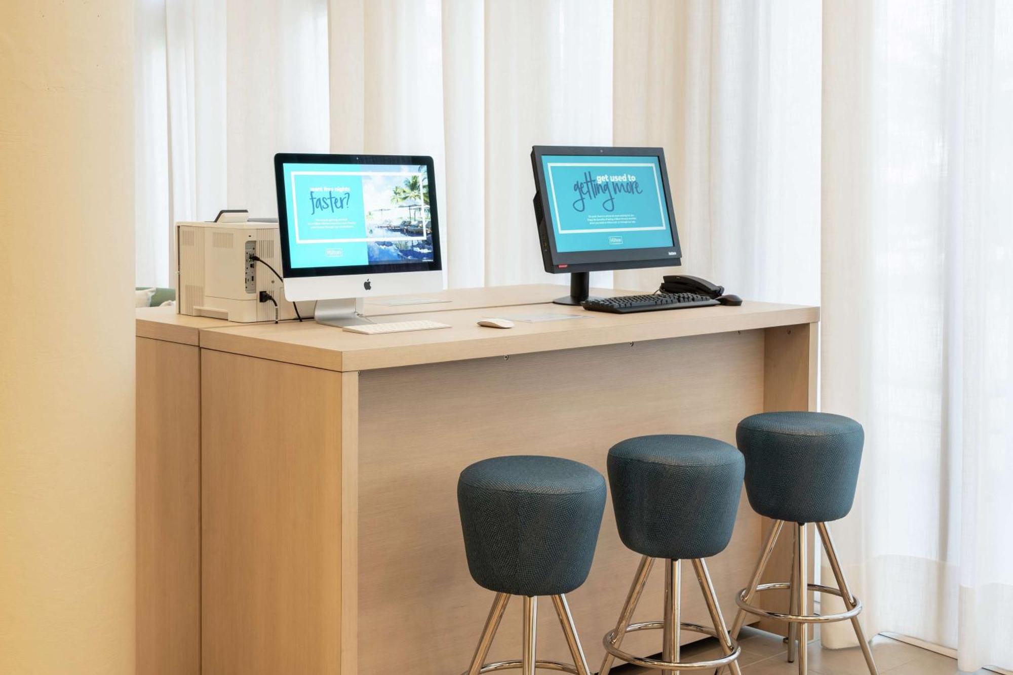 Doubletree By Hilton Miami Doral Hotell Sweetwater Eksteriør bilde