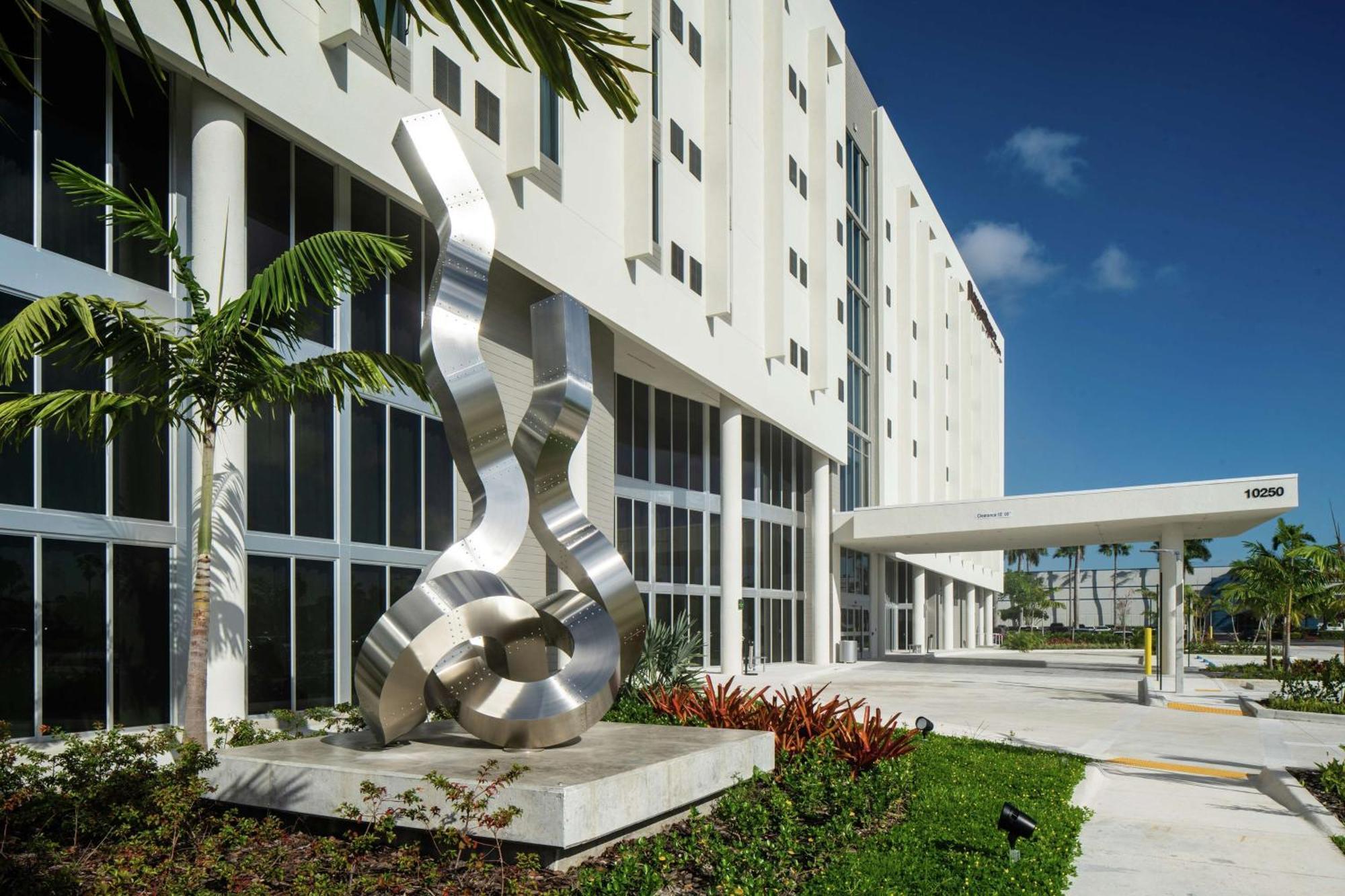 Doubletree By Hilton Miami Doral Hotell Sweetwater Eksteriør bilde